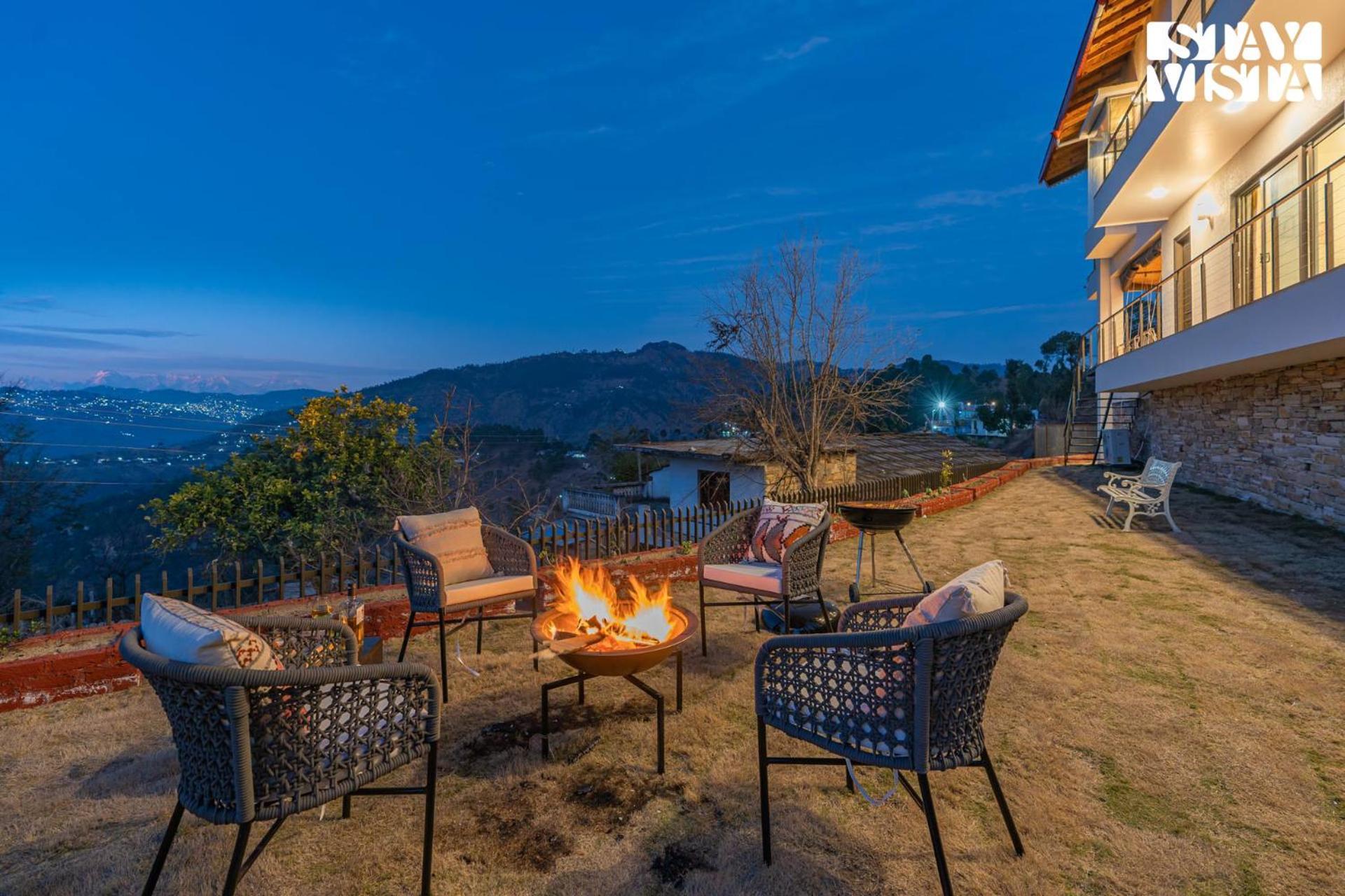 Stayvista At Amulyam Villa With Lawn & Bonfire Mukteshwar Zewnętrze zdjęcie