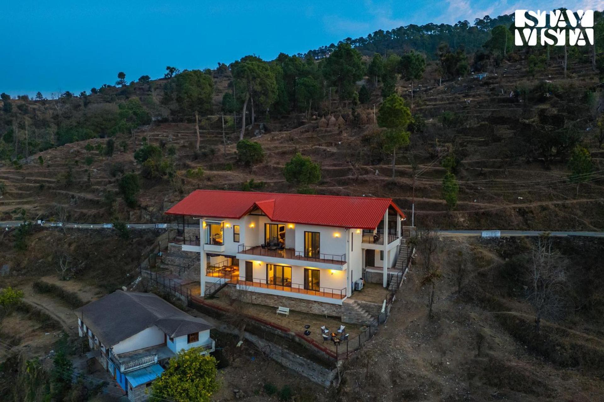 Stayvista At Amulyam Villa With Lawn & Bonfire Mukteshwar Zewnętrze zdjęcie